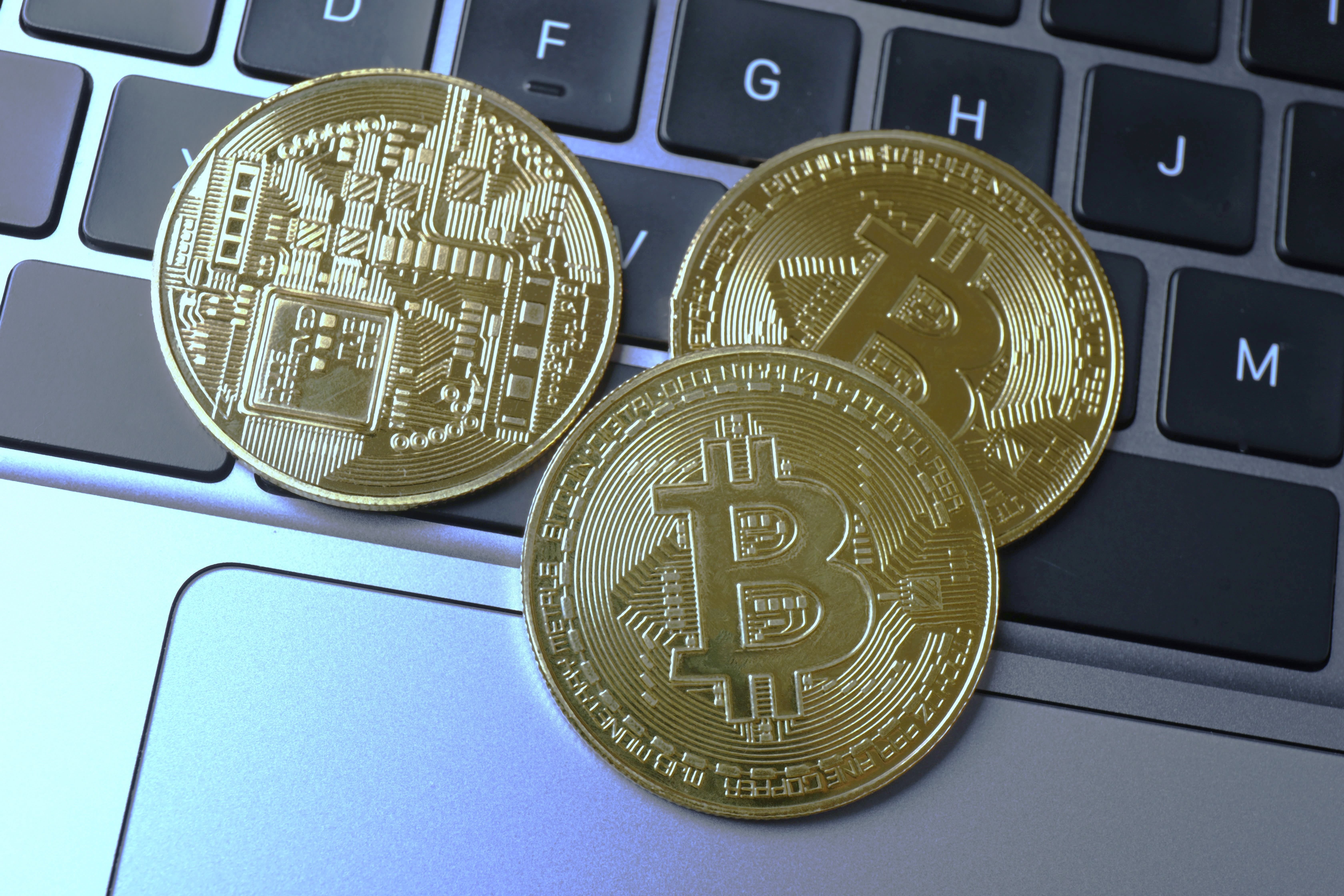 Il perd le mot de passe de son wallet après avoir pris de la drogue : Claude l'aide à récupérer 400 000 $ en Bitcoin 11 ans plus tard