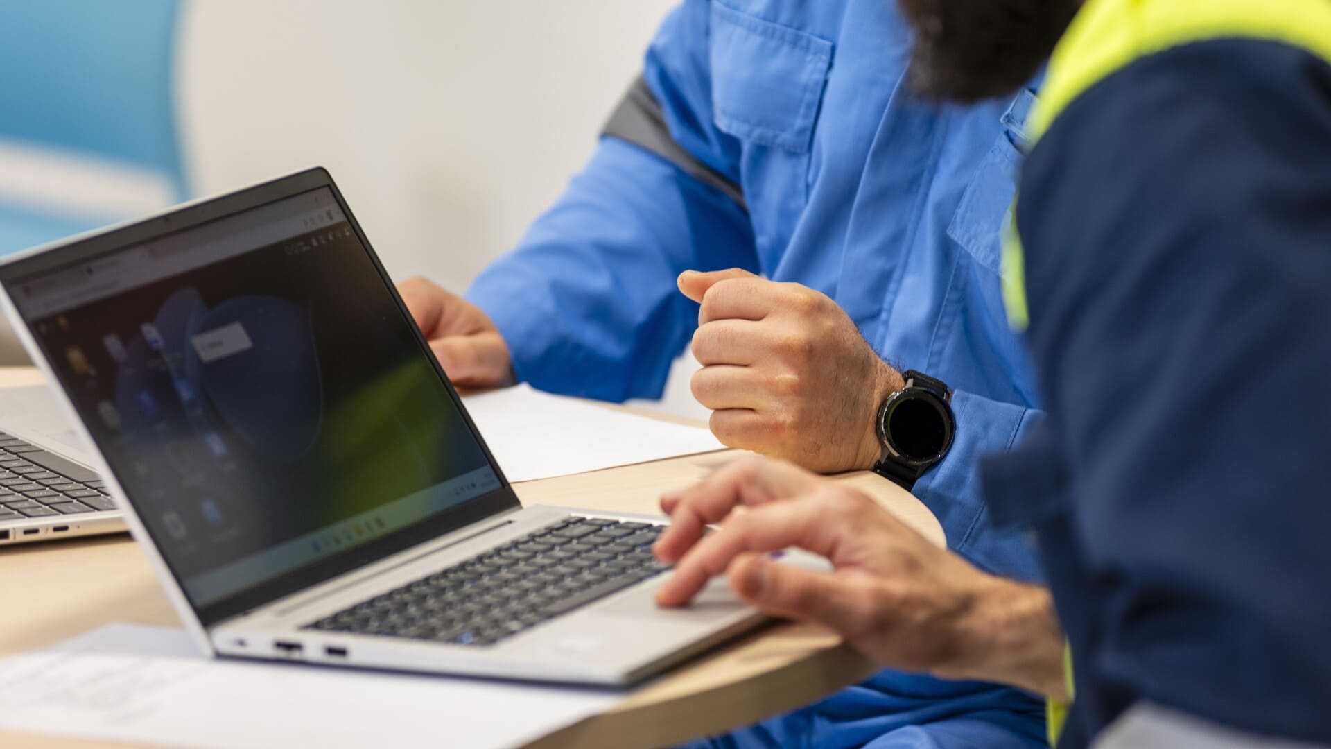 Un fichier très douteux sur un PC professionnel peut-il justifier un licenciement ? La justice vient de trancher
