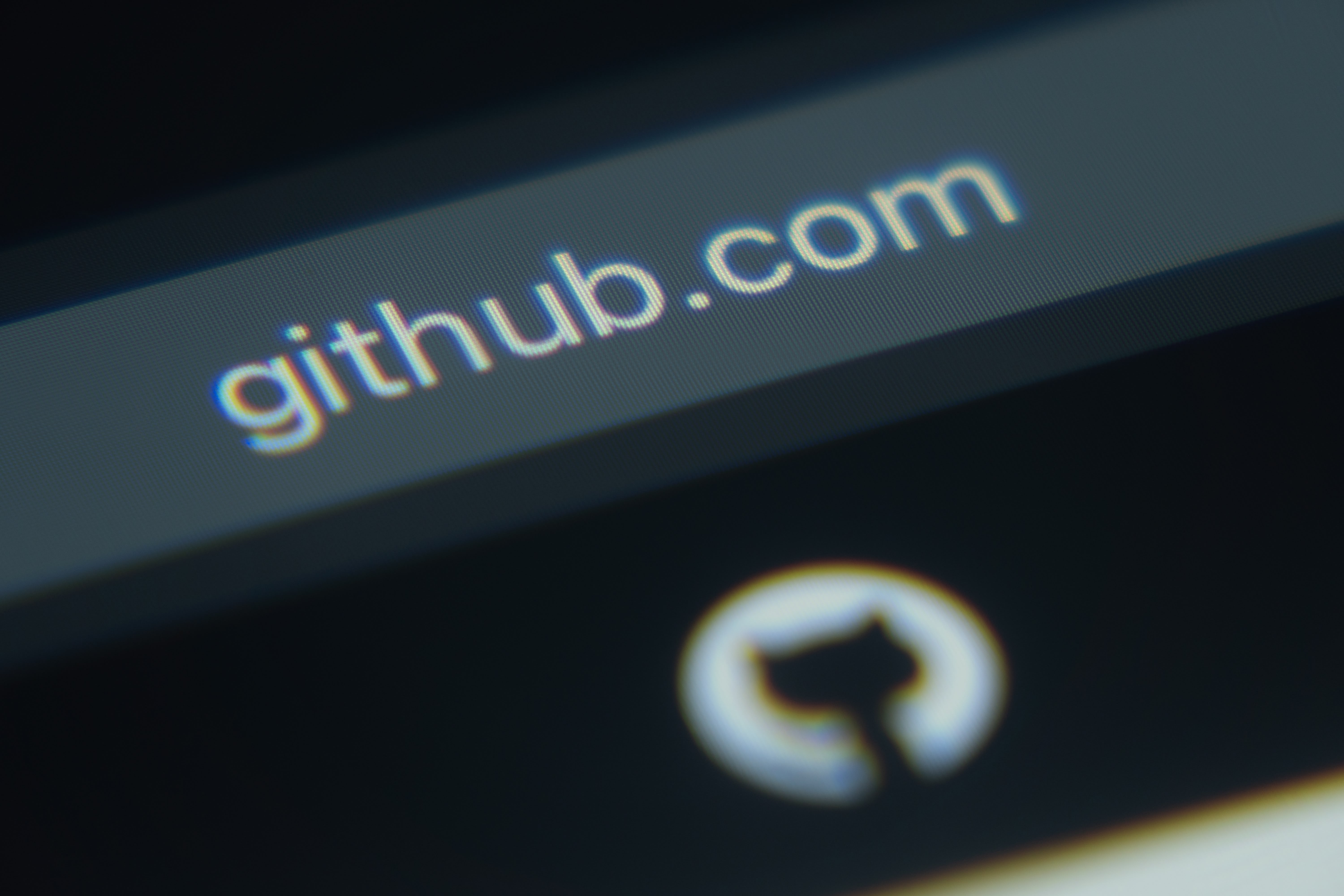 Quand l'agence de cybersécurité américaine oublie ses clés AWS sur GitHub, c'est Paris qui les retrouve