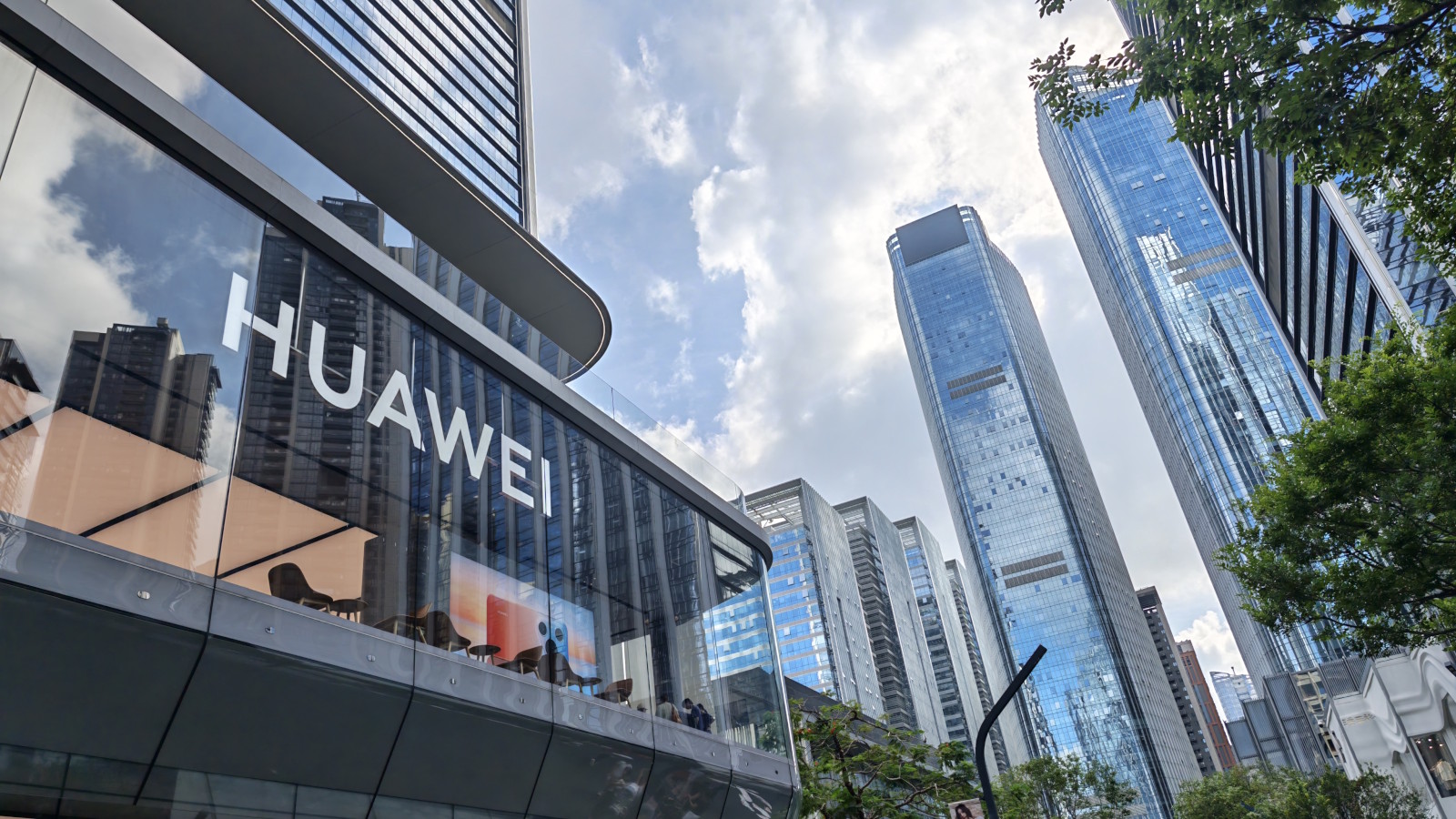 Face à la limite du toujours plus petit, Huawei veut accélérer ses puces autrement
