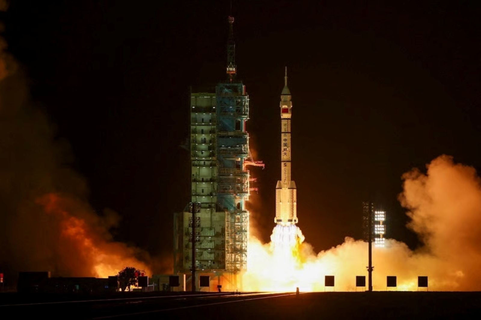 La prochaine empreinte de pas sur la Lune sera-t-elle chinoise ou américaine ?
