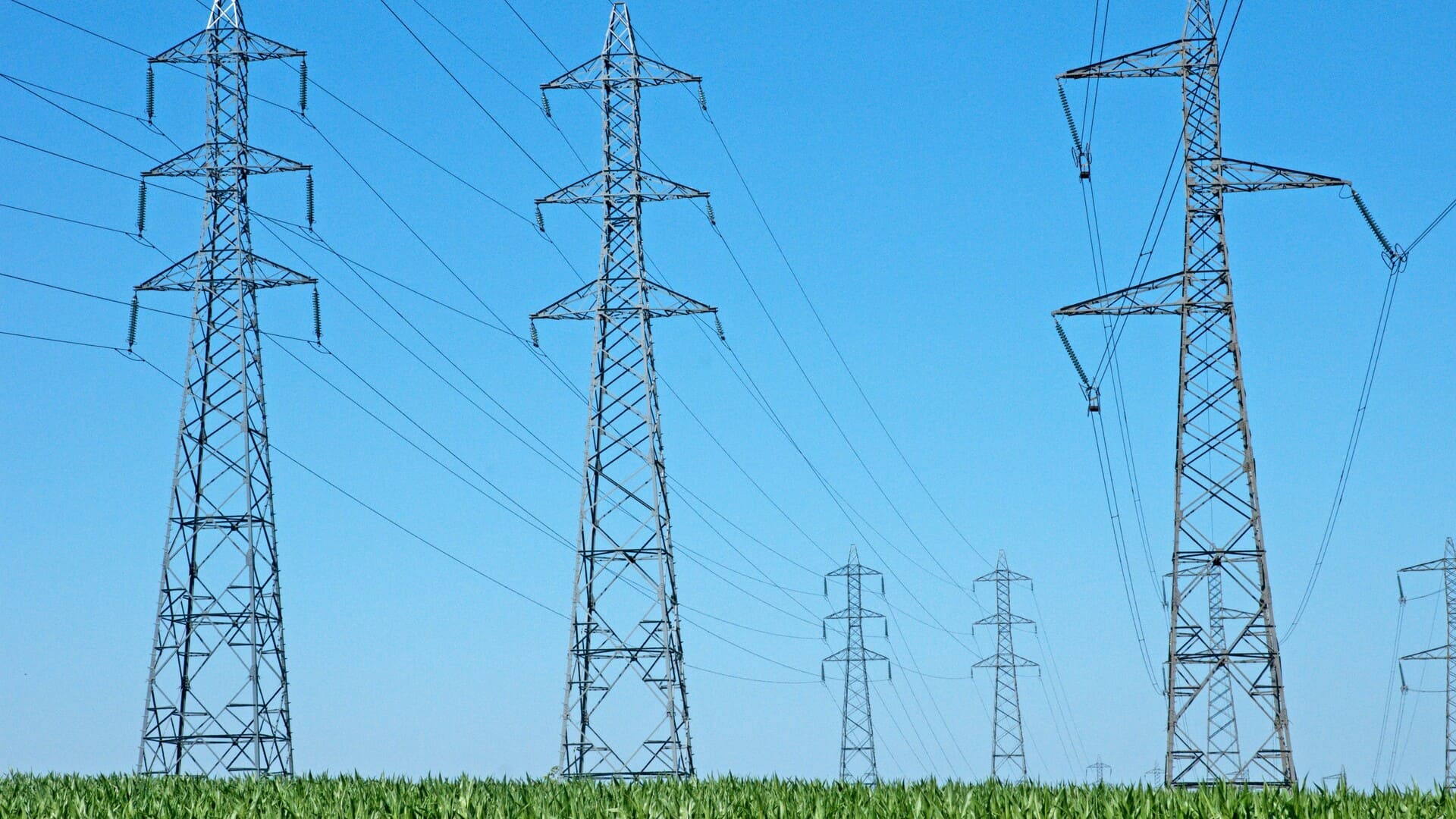 Cinq fournisseurs d'électricité lancent en même temps des offres moins chères que le tarif réglementé