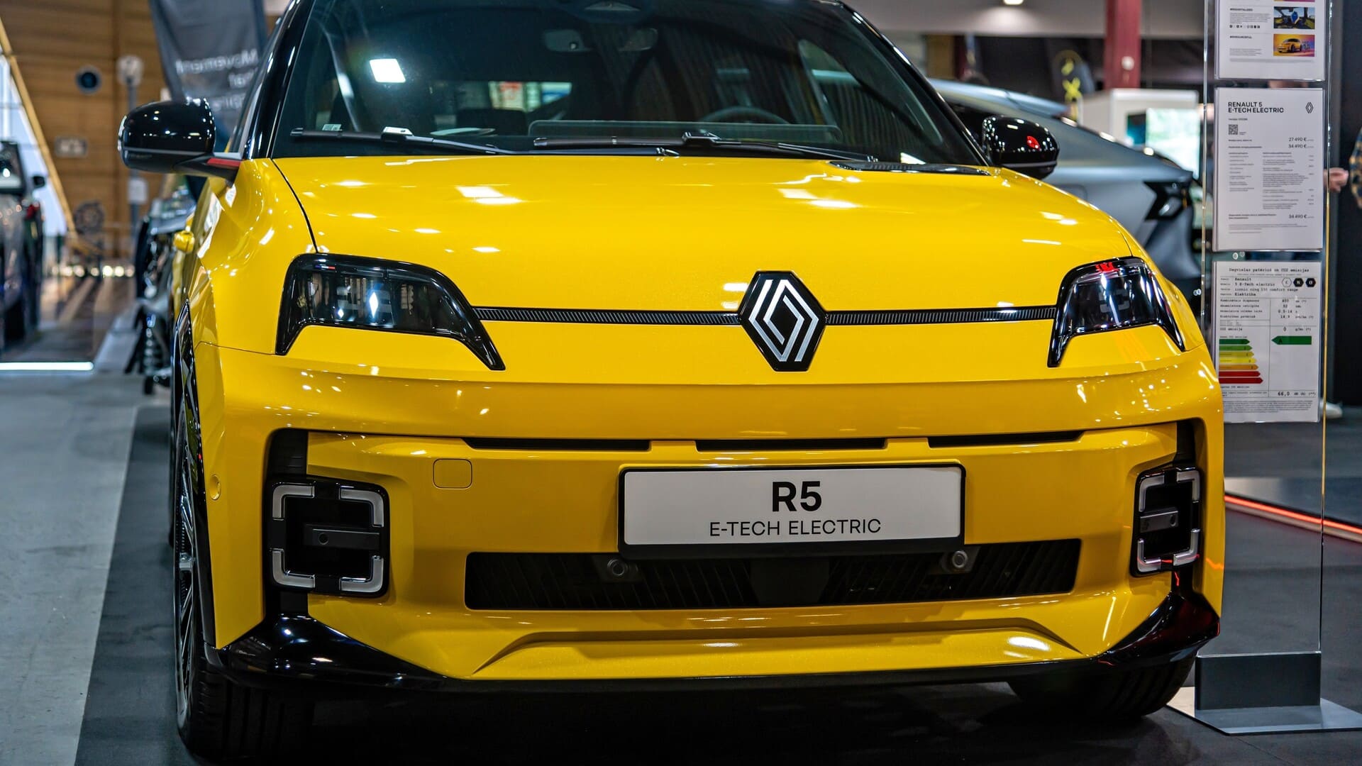 BYD aurait tenté d'entrer chez Renault : le coup de tonnerre que Paris a bloqué