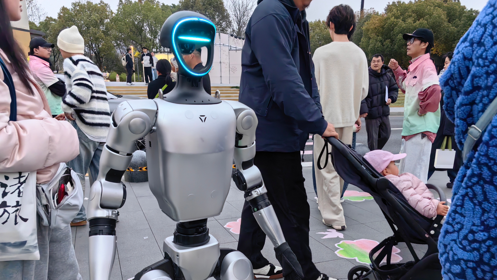 En Chine, les humanoïdes sont si nombreux qu'ils vont avoir leur propre carte d'identité