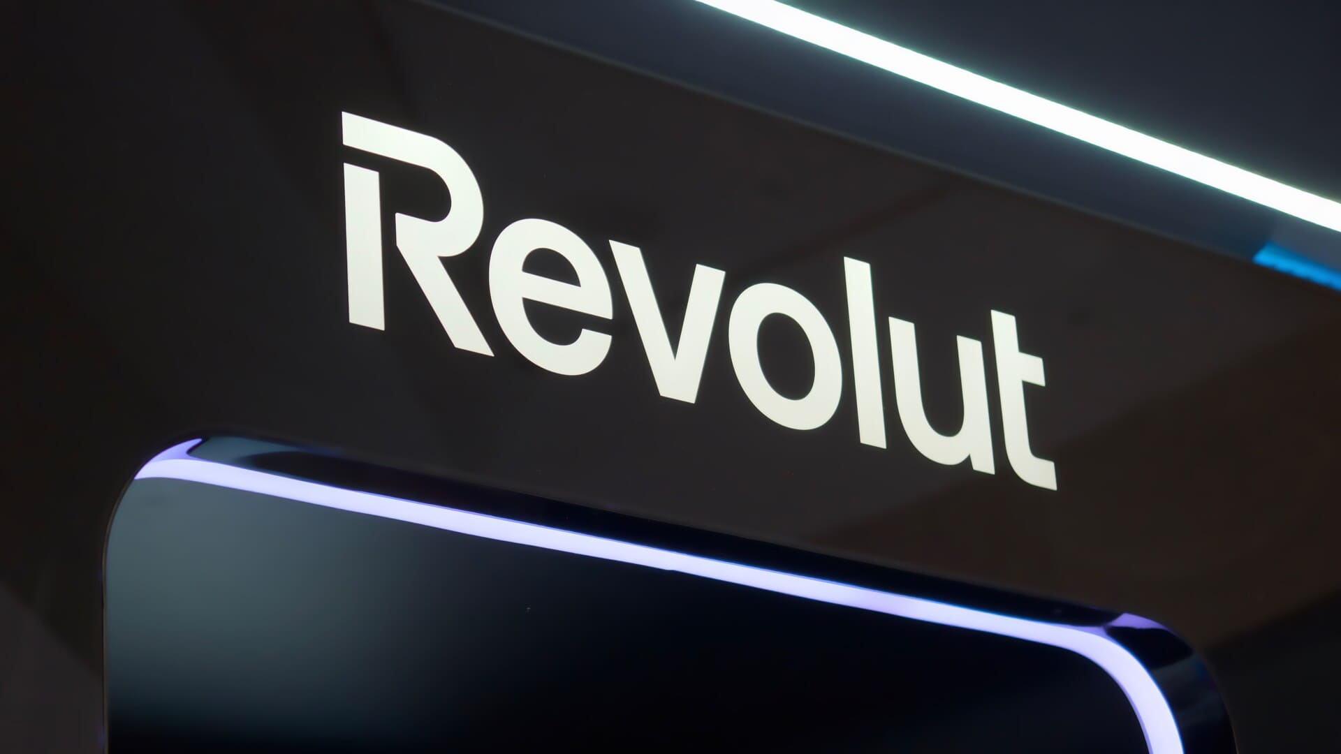 Revolut veut devenir une vraie banque en France et met le paquet avec de nouvelles annonces