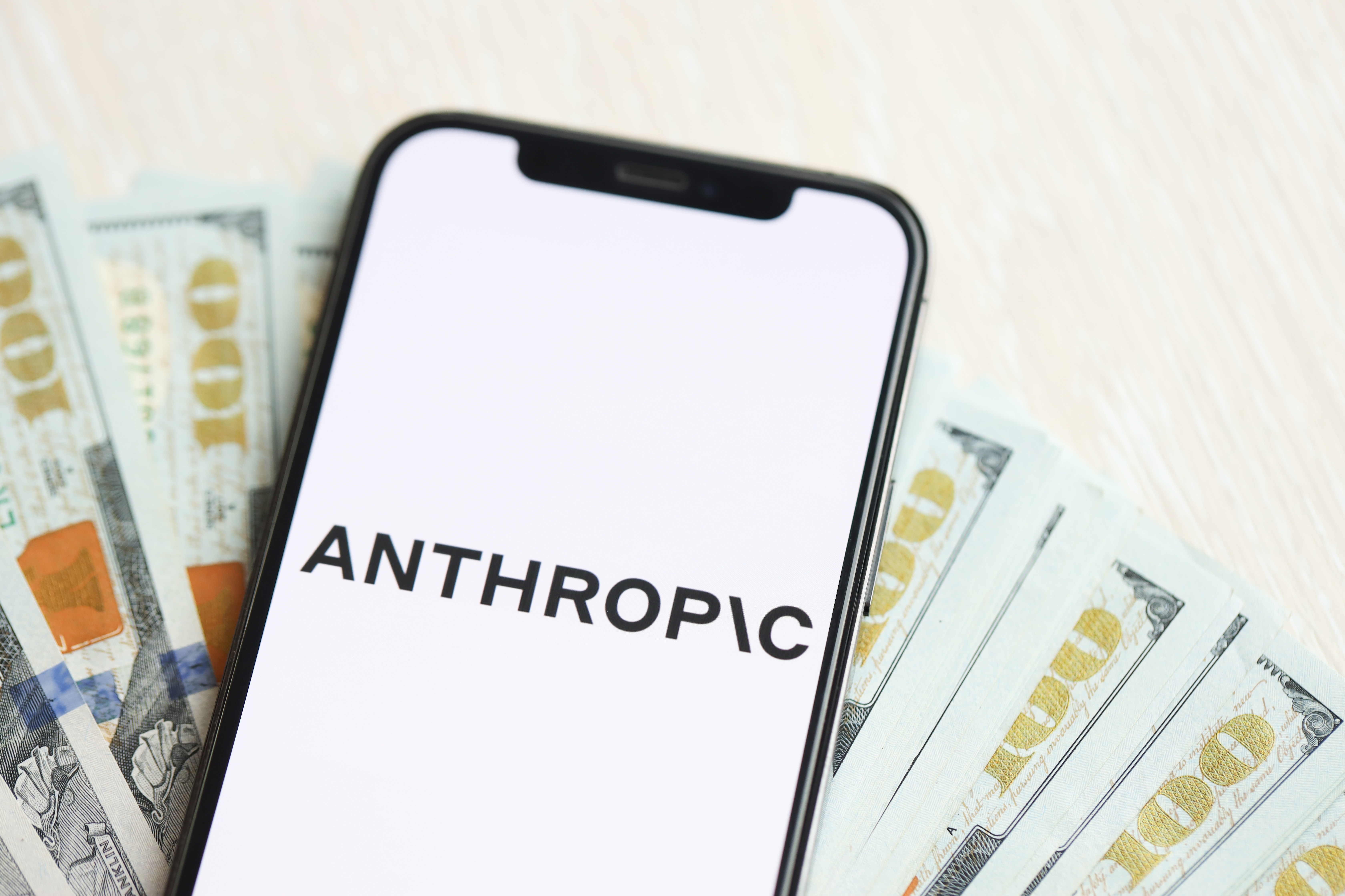 Anthropic : une entreprise dépense 500 millions de dollars en un mois dans l'IA Claude
