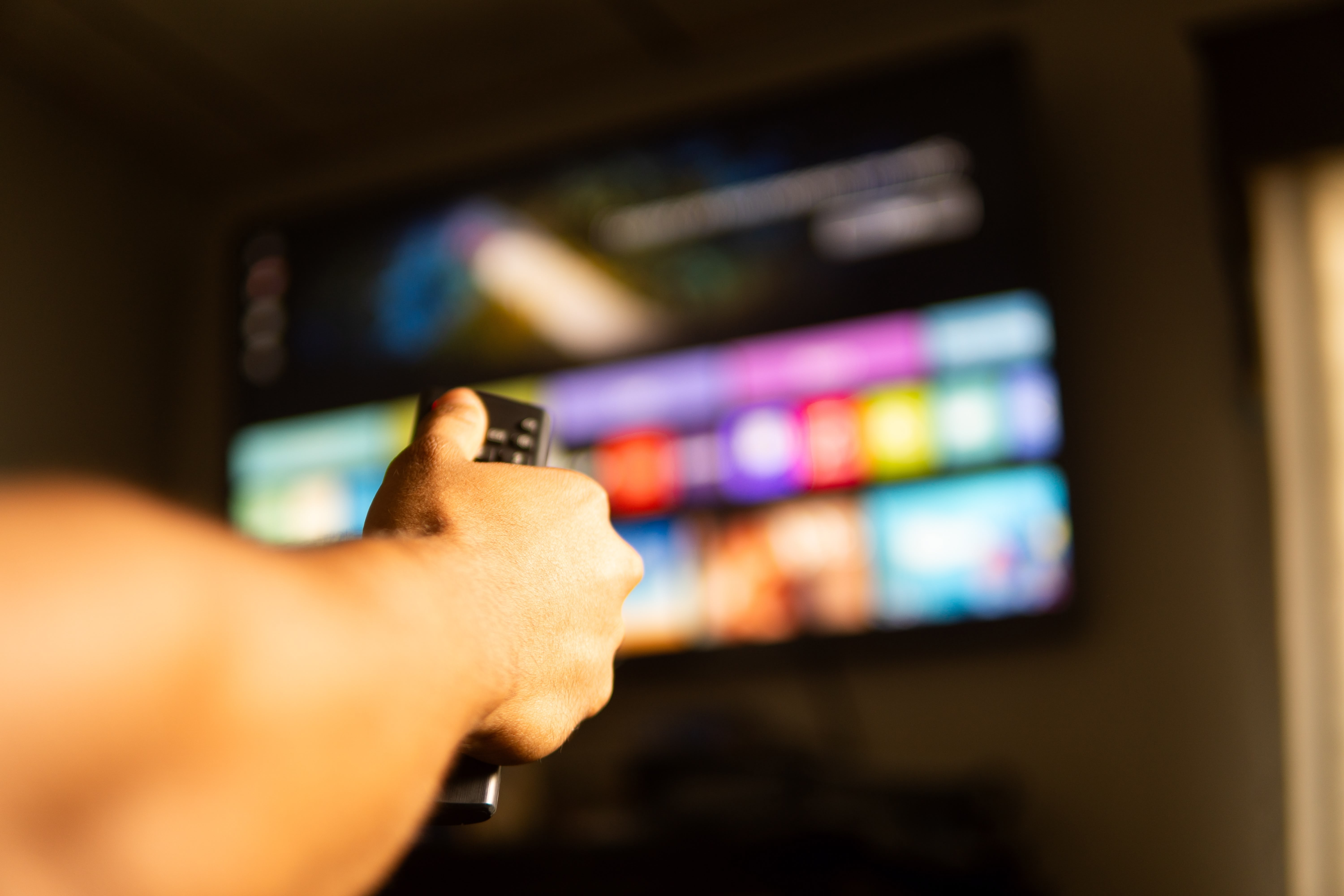 Votre TV connectée scrape le web pour l'IA, et vous avez con
