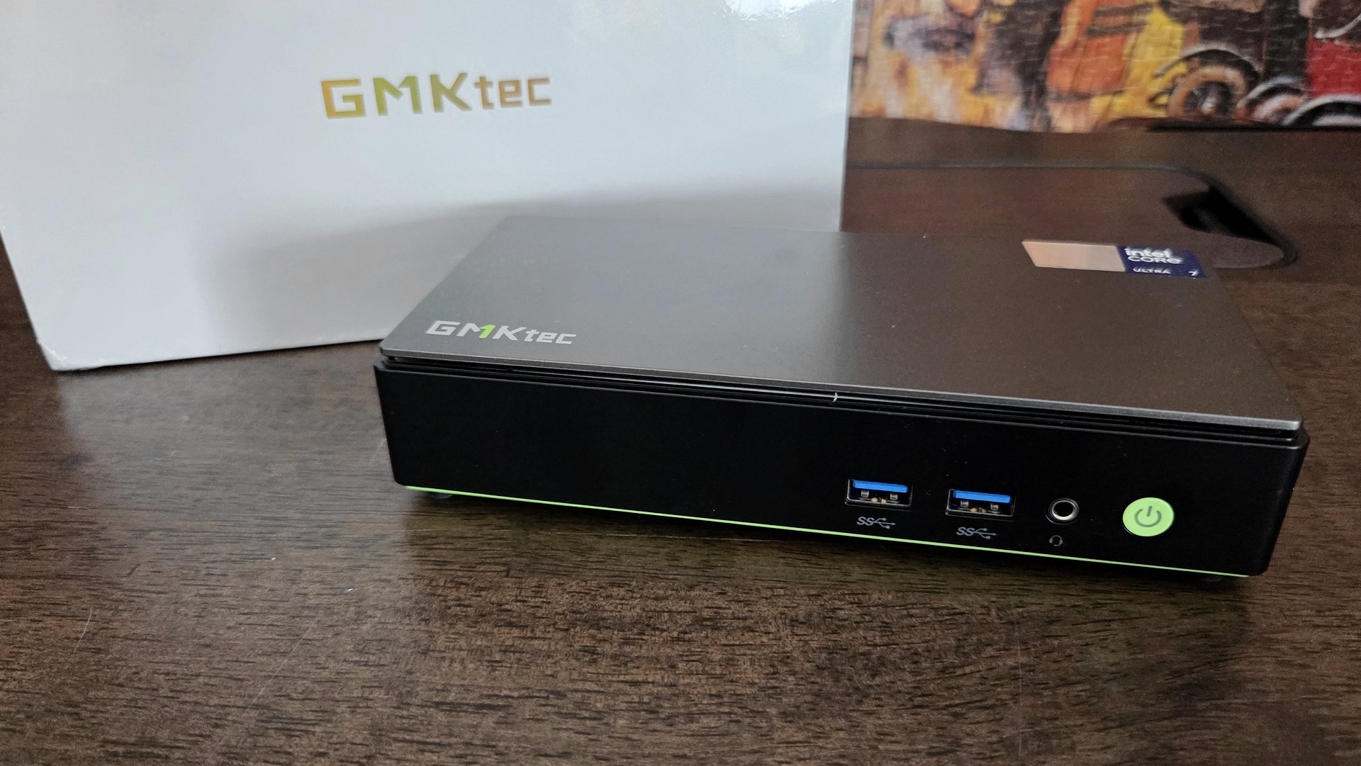 Test GMKtec NucBox K13 : un mini-PC Intel sobre et rapide
