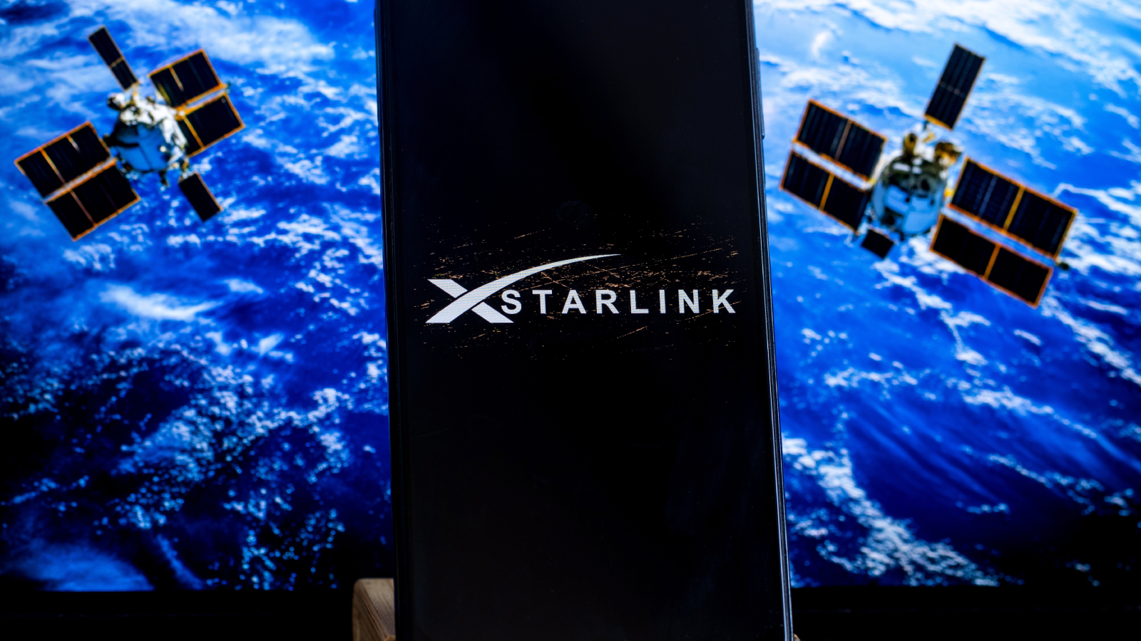 "Les Européens seront lésés" : SpaceX dézingue la réglementation de l'UE sur les fréquences