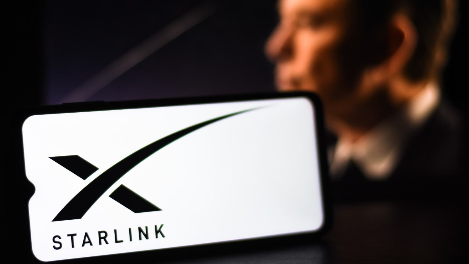 Un sentiment de culpabilité ? Musk casse les prix de Starlink pour les riverains de son data center