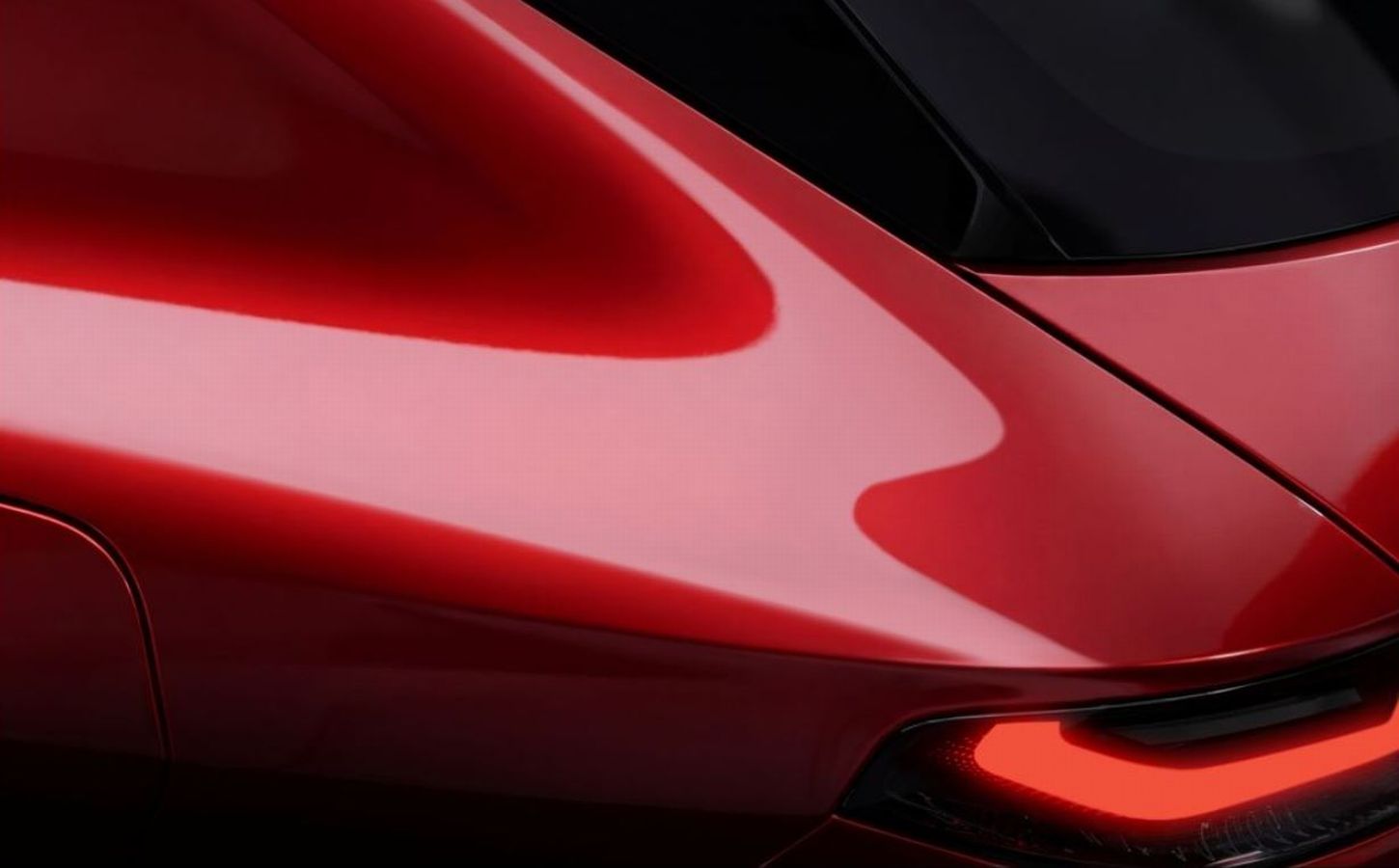 Alfa Romeo tease déjà son prochain SUV électrique compact (mais l'attente risque d'être longue)