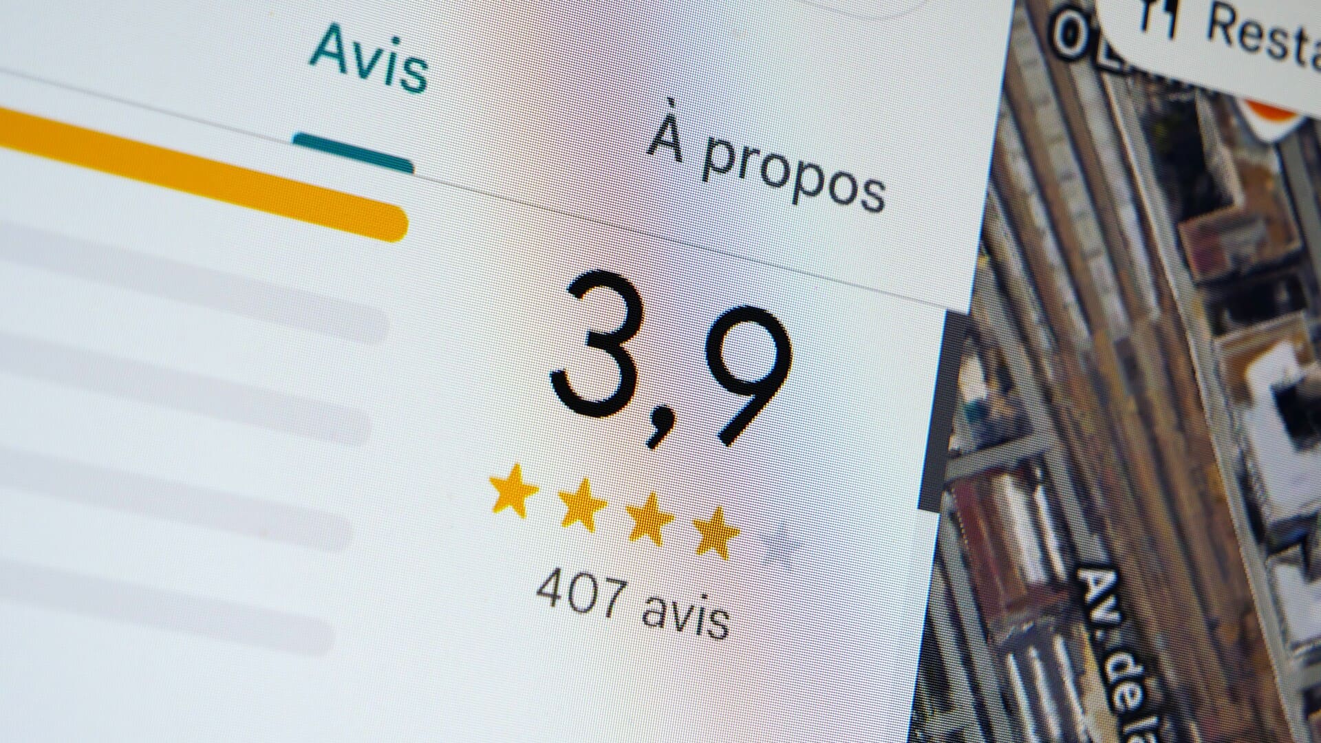 Mécontent, un client laisse un avis Google négatif sur une entreprise de bornes de recharge et gagne son procès