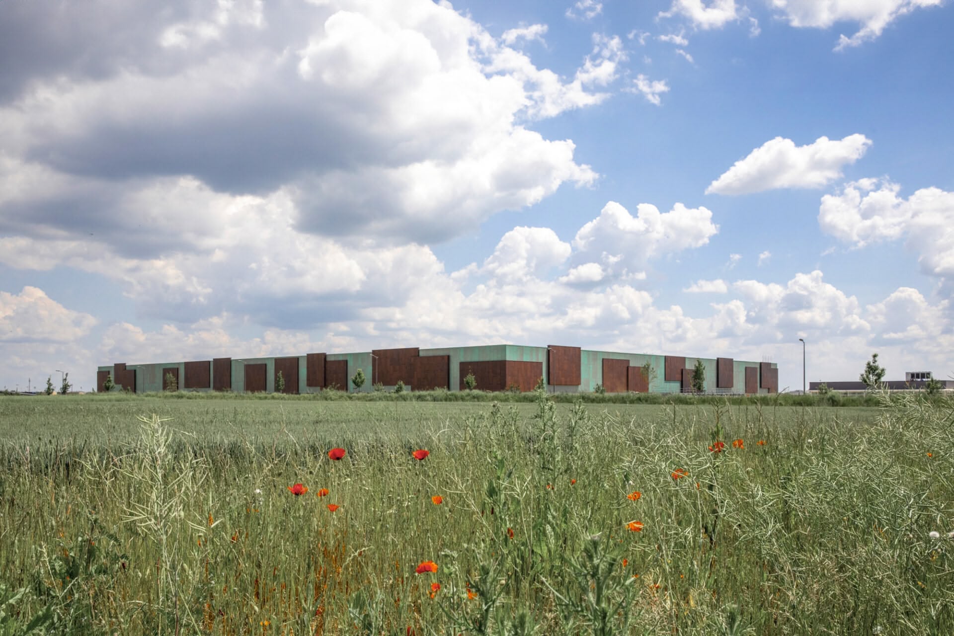 Orange et Morrison lancent un data center souverain en France : ce qu'il faut savoir