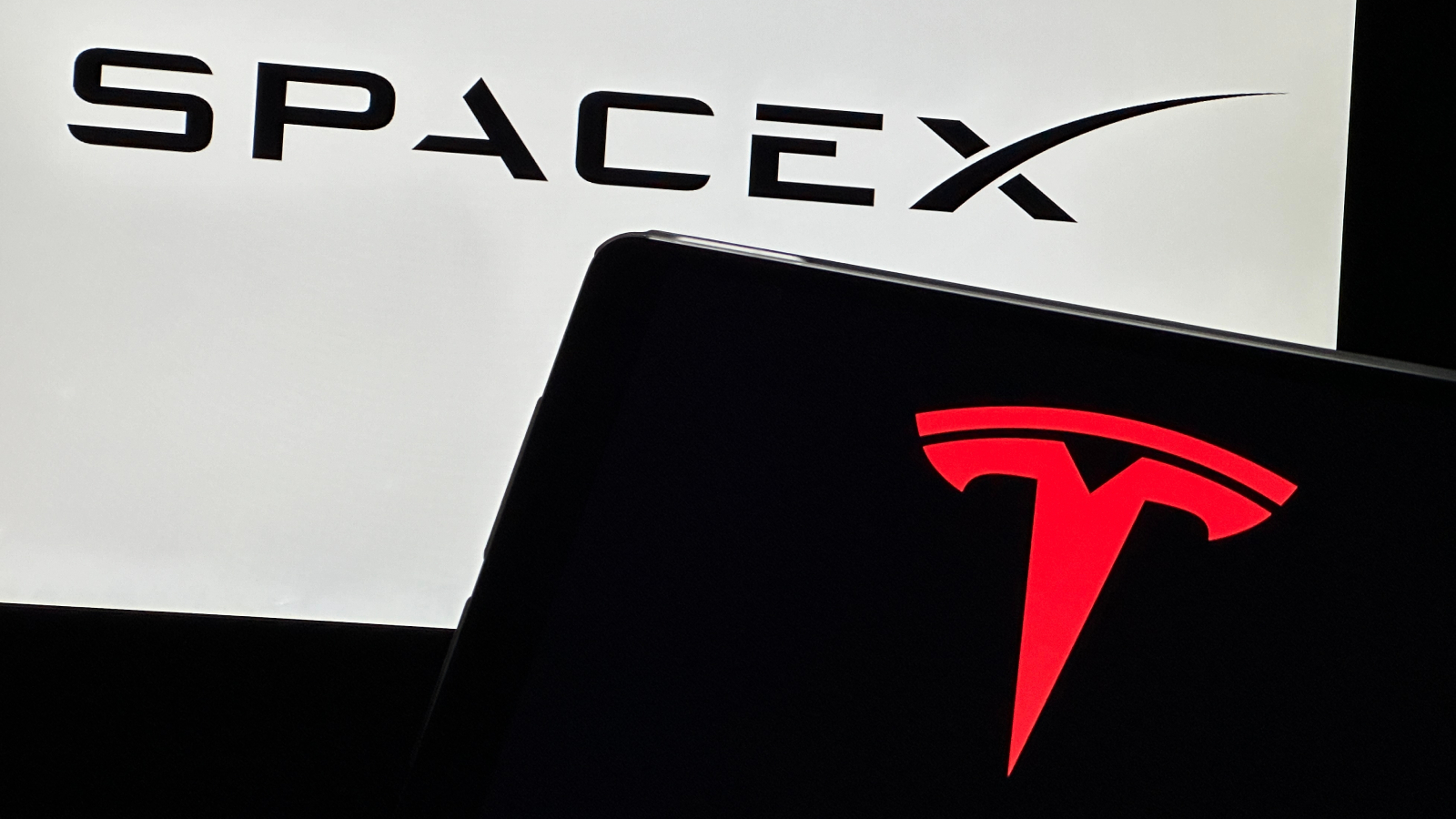 Tesla et SpaceX : une fusion historique est probable dès cette année, la naissance d'un mastodonte de l'IA ?