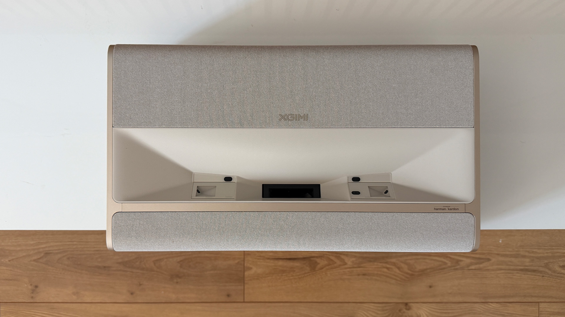 Test XGIMI Mira : la 4K ultra-courte focale gagne en accessibilité