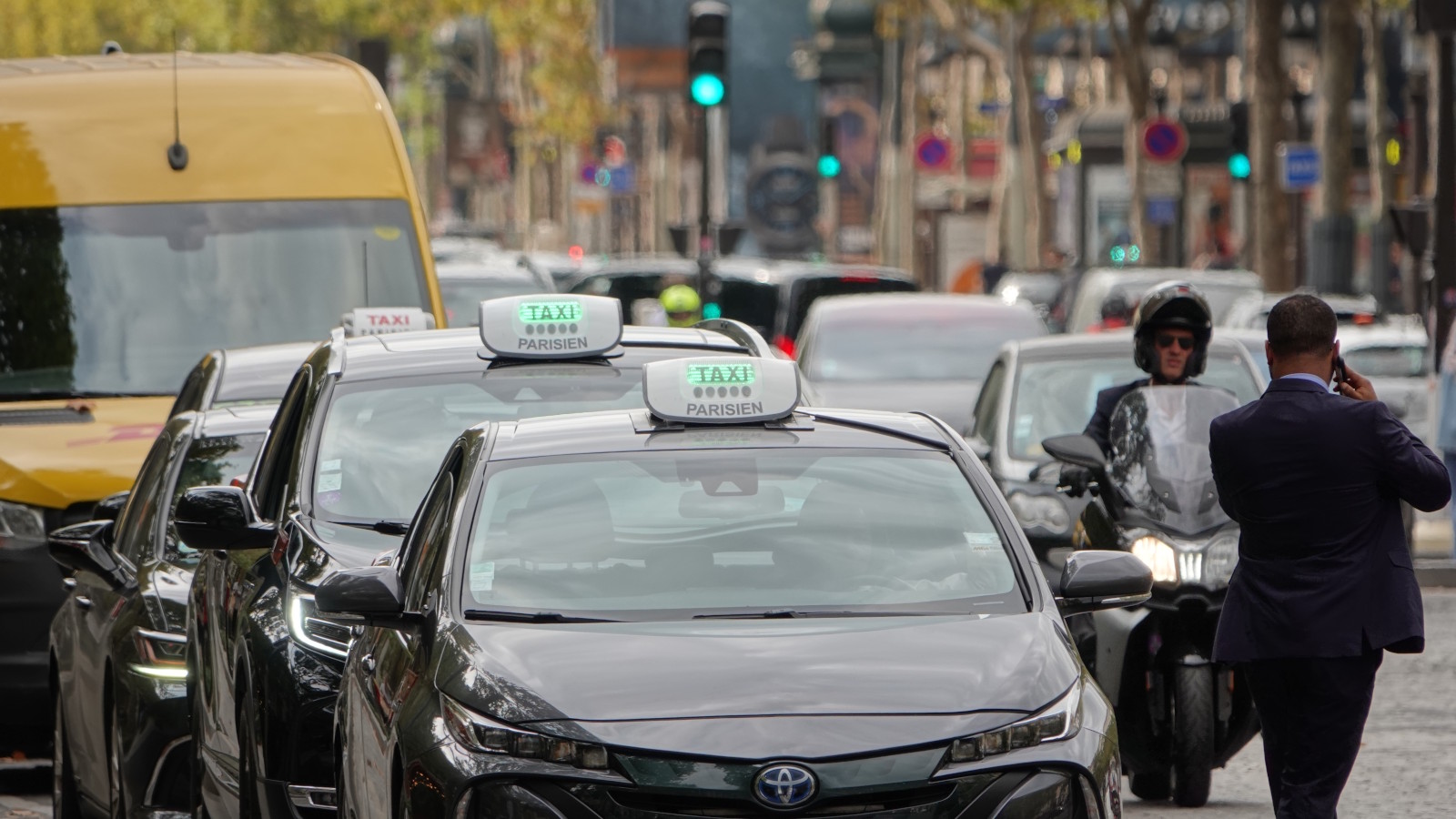 Taxis : une nouvelle aide de 5 500¬ pour passer à l'électrique en France