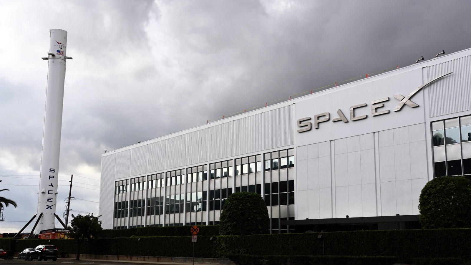 SpaceX veut mettre des data centers en orbite, mais que fera-t-on de leurs déchets 