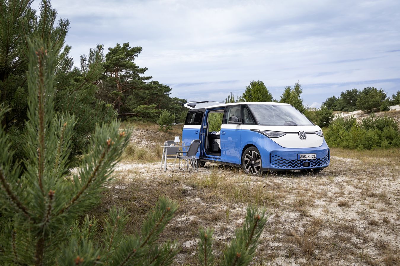 40 ans plus tard, le mythique Volkswagen California passe lui aussi au 100% électrique