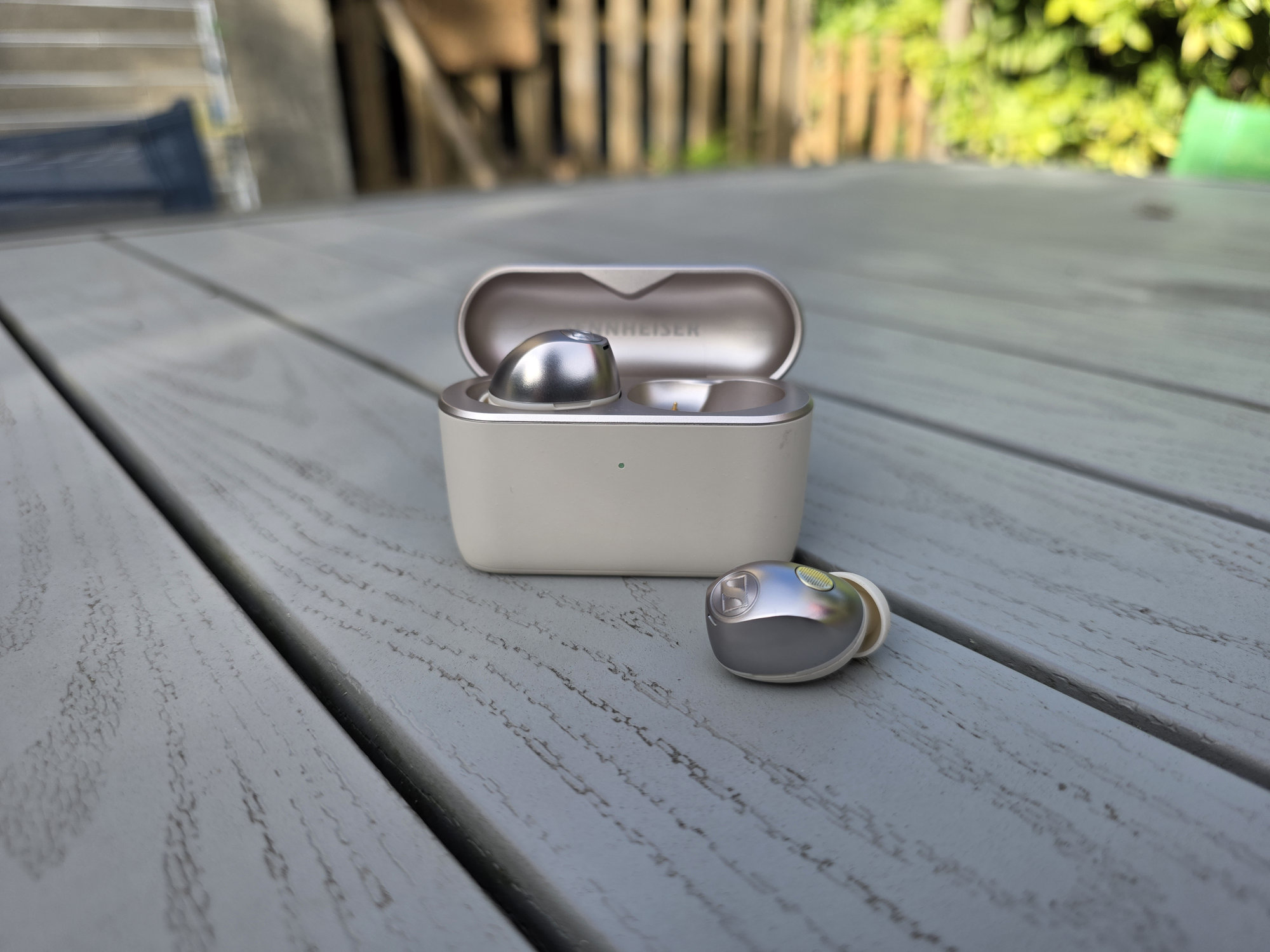 Test Sennheiser Momentum True Wireless 5 : un son Hifi vraiment durable