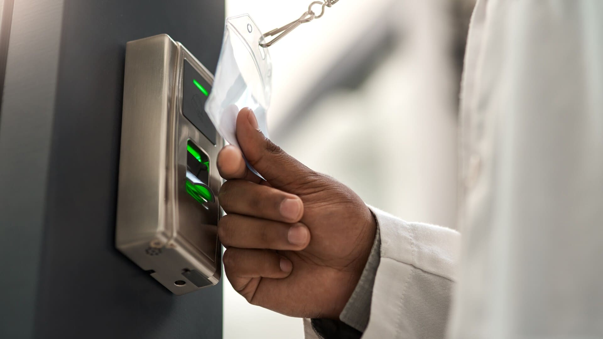 Un pirate a fouillé sans être repéré les dossiers médicaux de 500 000 patients, l'hôpital lourdement condamné par la CNIL