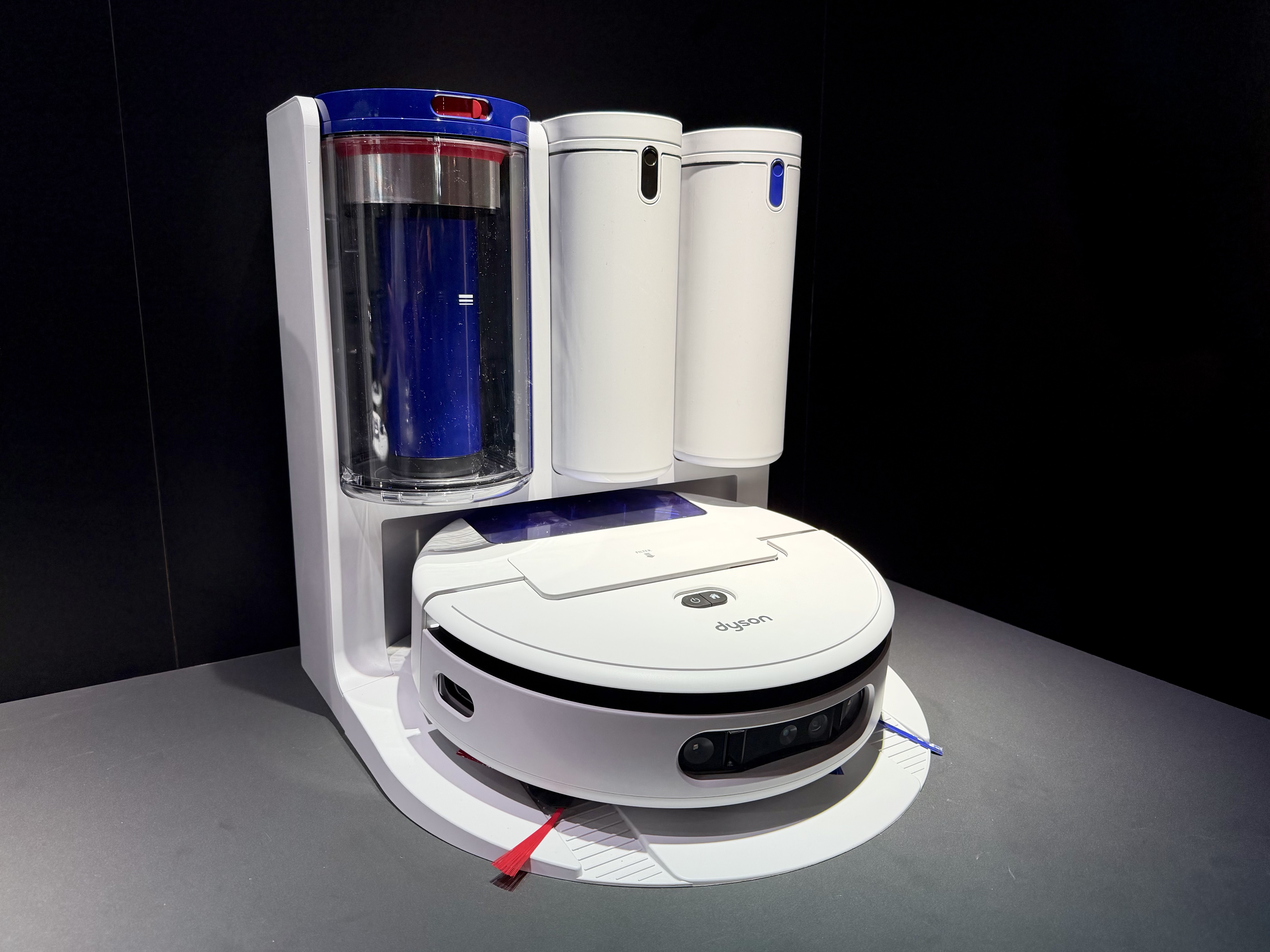 Dyson Nurovi : 3 nouveaux robots aspirateurs et laveurs pour enfin rivaliser avec les cadors chinois