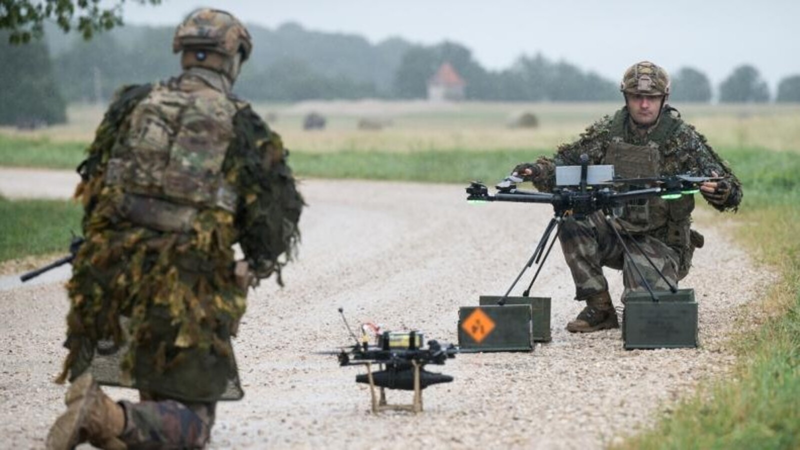 L'armée de Terre mise sur 18 laboratoires locaux pour inventer, au milieu des drones, le soldat de demain