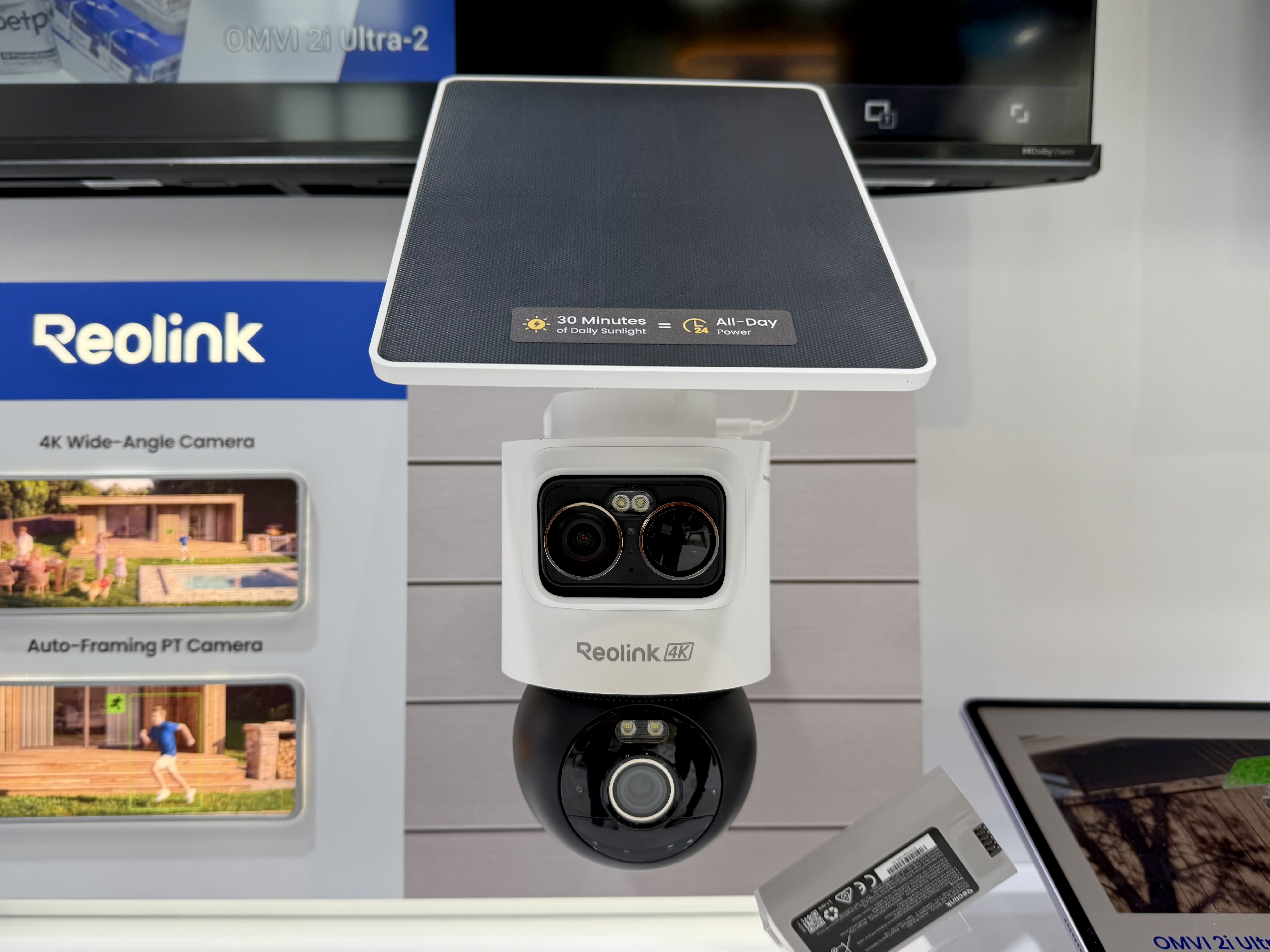 Reolink lance une caméra solaire triple objectif qui apprend à reconnaître les situations anormales chez vous