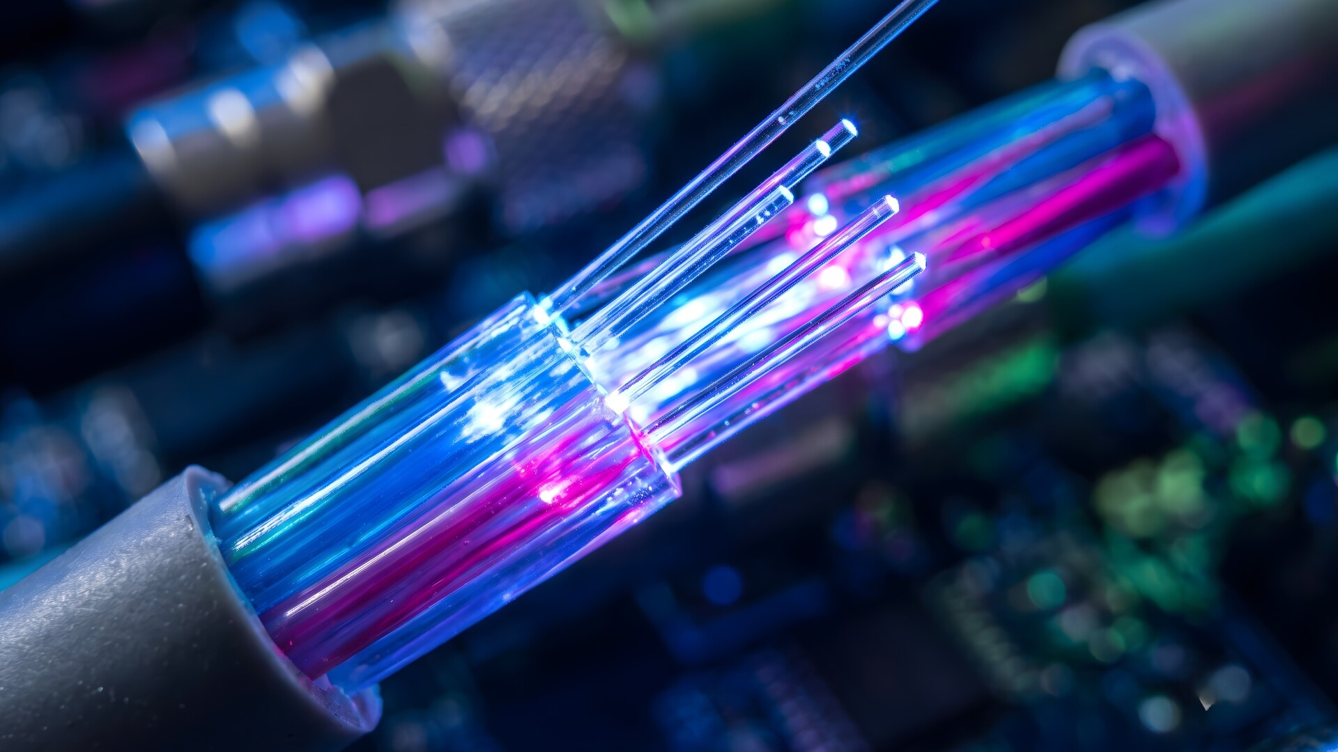 Orange et Nokia réussissent une première mondiale sur la fibre optique, qui diminuera les pannes