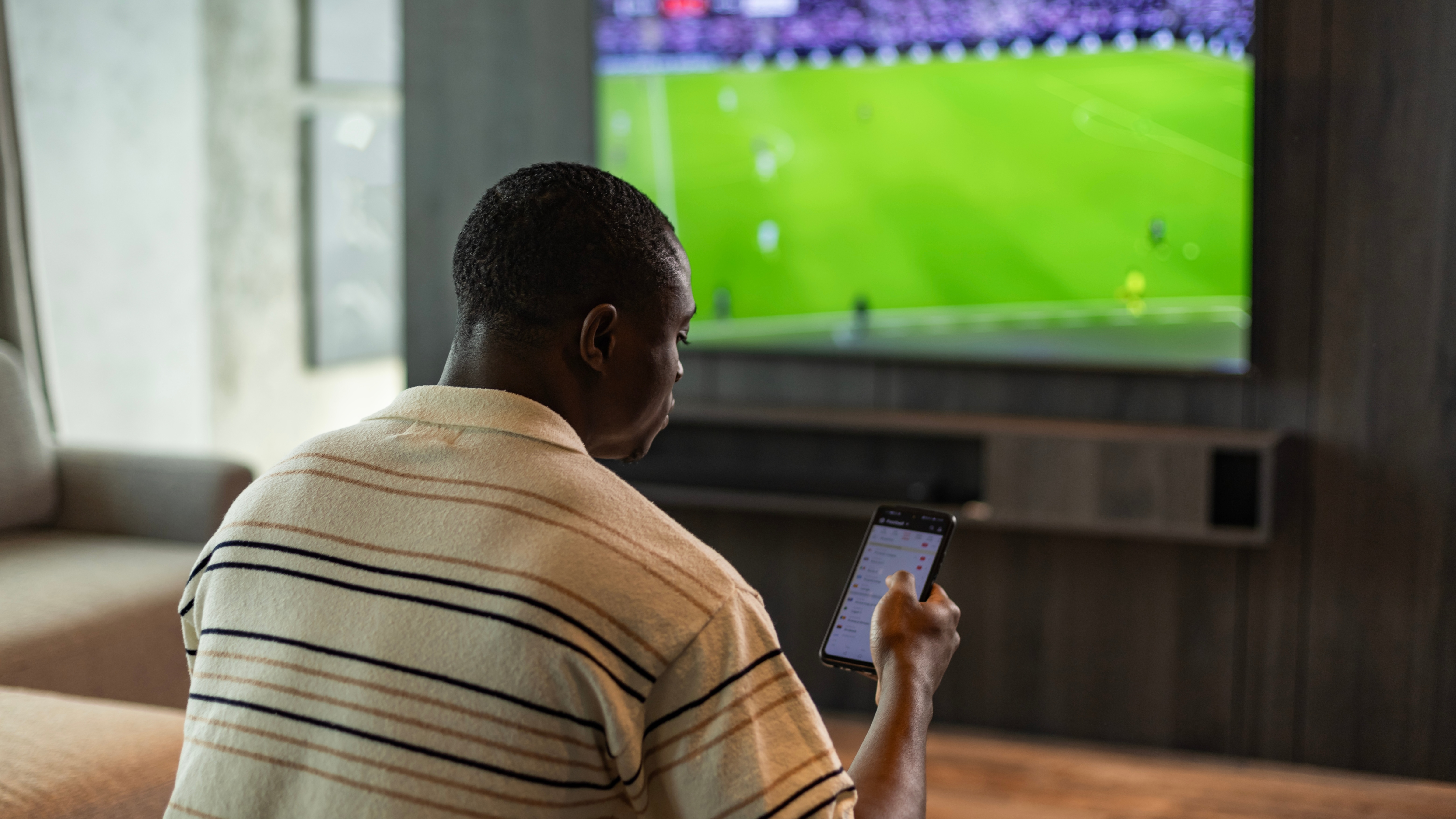 Le streaming pourrait bientôt être plus rapide que la TNT : ce protocole s’attaque enfin au retard du direct