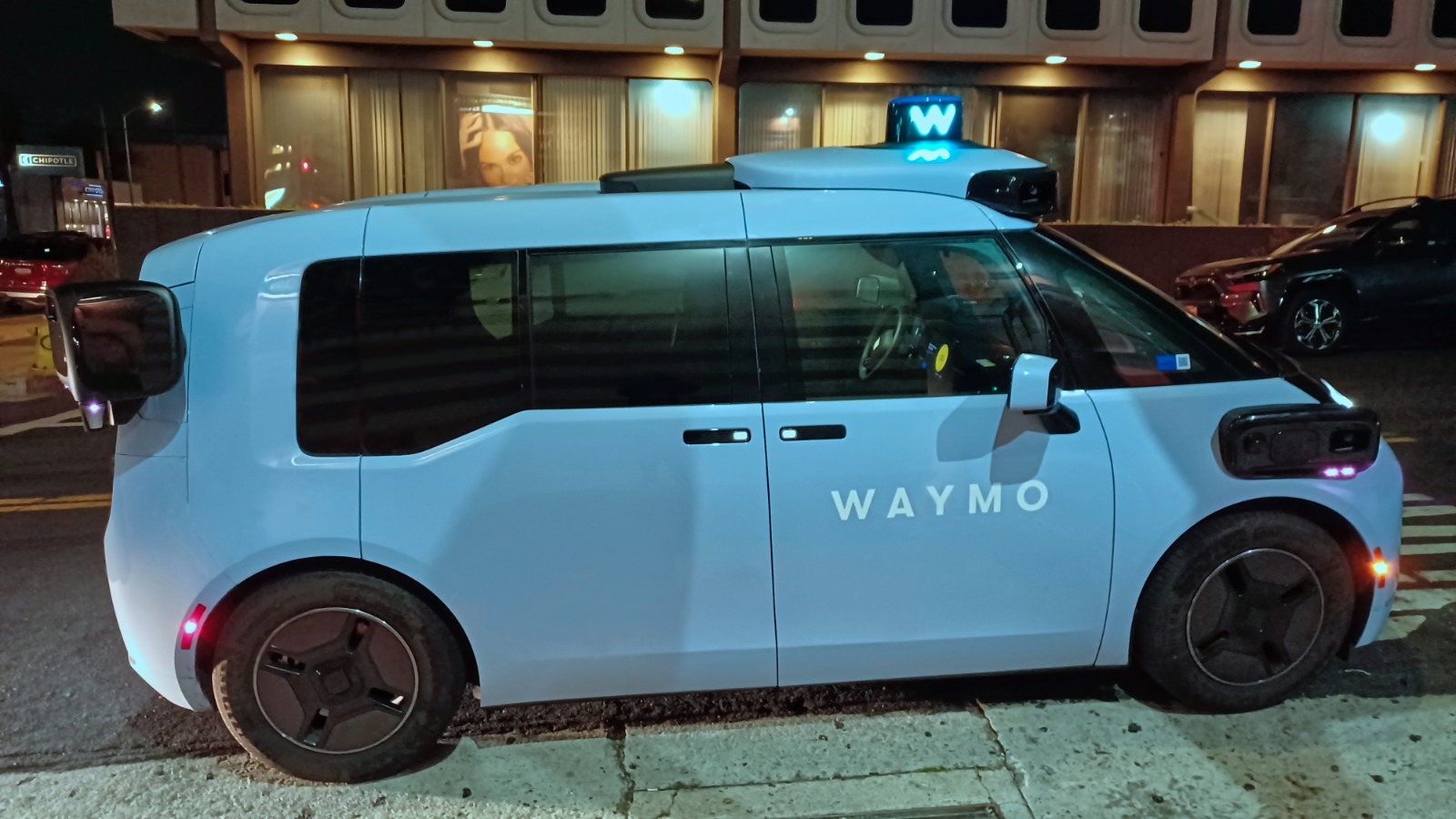 Waymo débarque à Las Vegas avec ses taxis sans conducteur