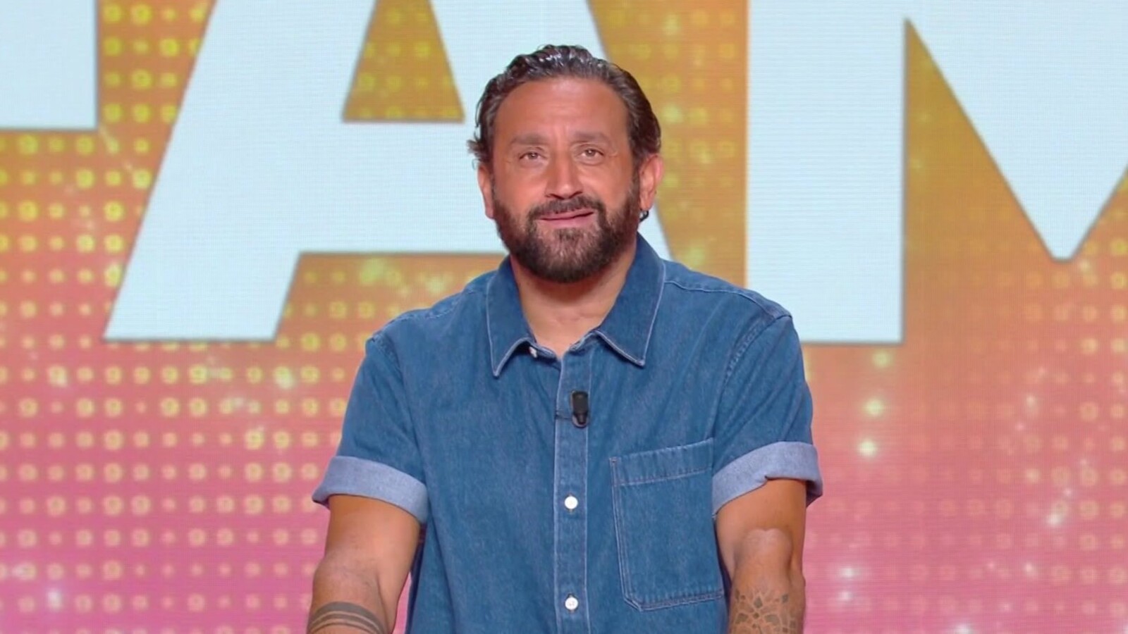 Invité de Cyril Hanouna sur W9, il réclamait l'identité de ses détracteurs sur les réseaux sociaux, mais il perd son procès