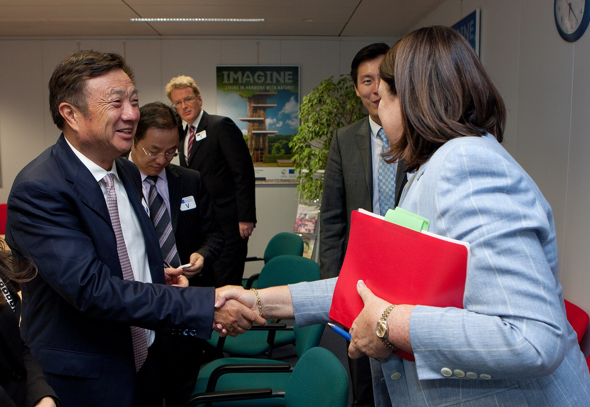 Huawei : en Chine, la mystérieuse disparition du patron Ren Zhengfei fait exploser les rumeurs