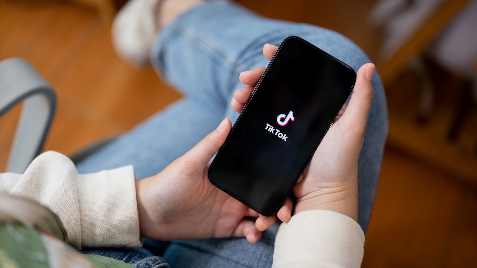 TikTok va limiter le temps d’écran des ados après un accord à 100 millions de dollars