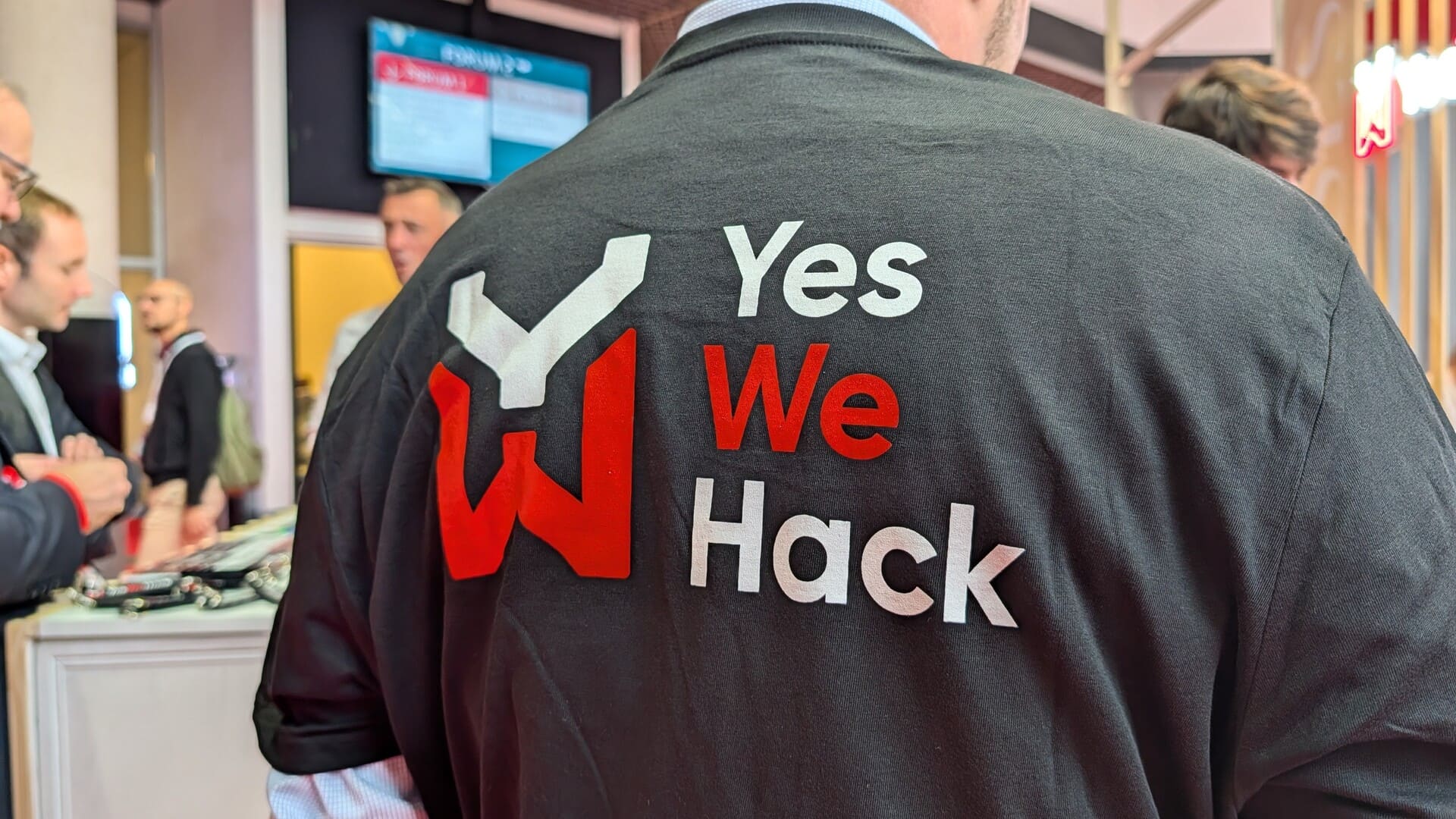 Les hackers IA de YesWeHack ont débusqué des failles chez Sanofi en quelques heures