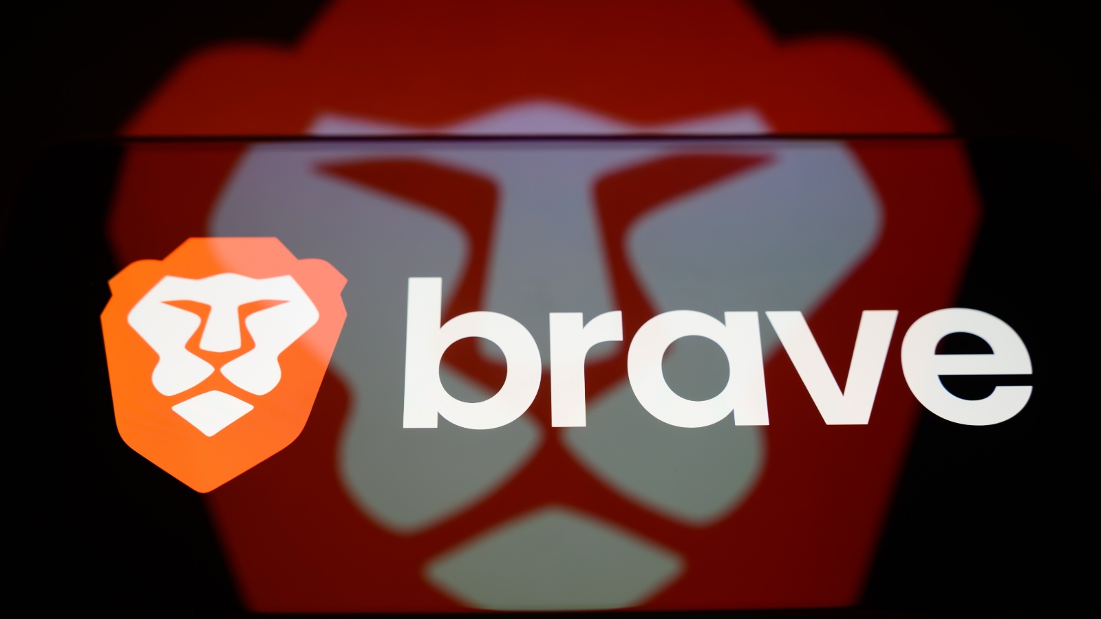 Brave vend son index aux IA, entre un flou juridique et une confidentialité à prouver
