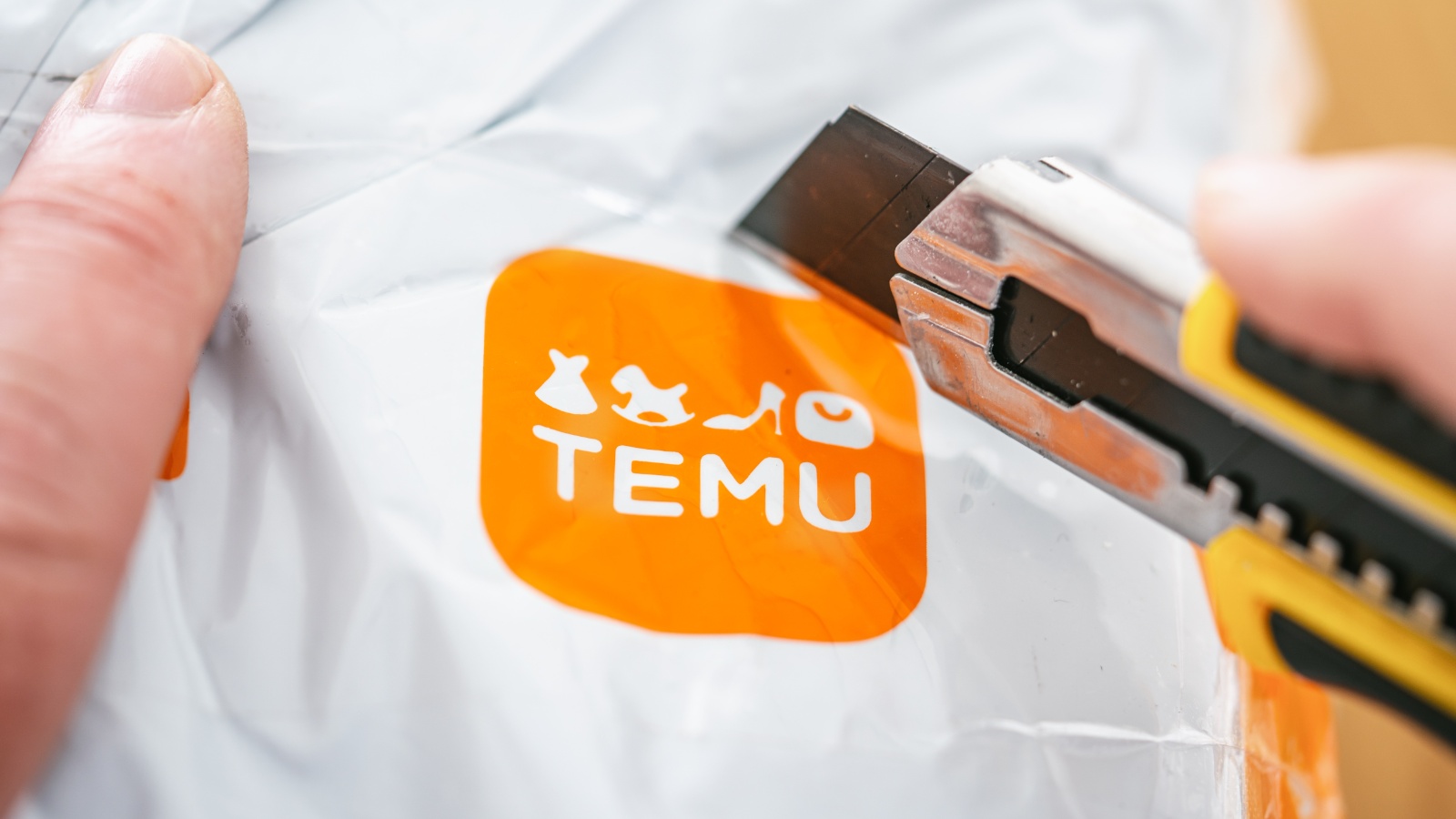 Temu, Shein, AliExpress... Encore 2 euros de frais sur les commandes dès novembre