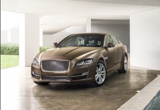 Jaguar XJ : la berline électrique britannique devrait être repoussée à fin 2021